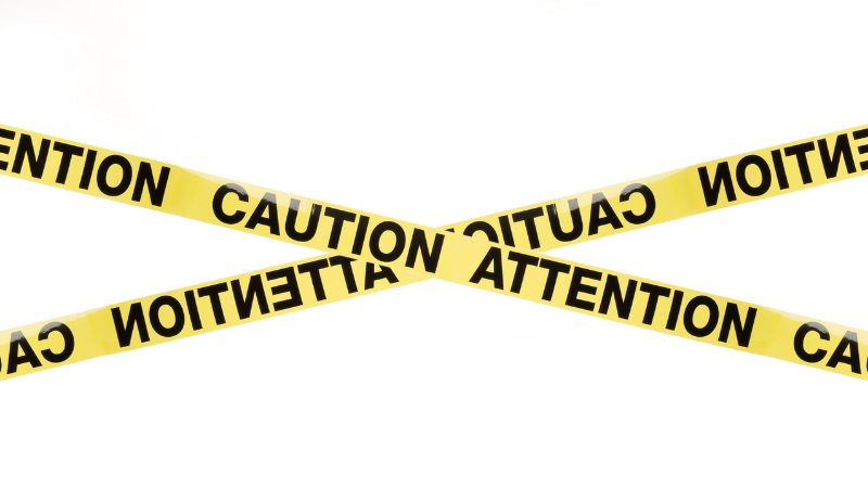 CAUTION 規制